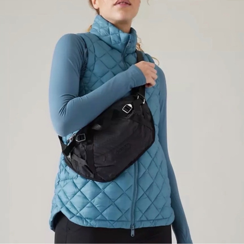 Athleta NWT Excursion‎ Waistbag Everywhere Stowaway Fanny Pack Bag Black - Picture 3 of 13